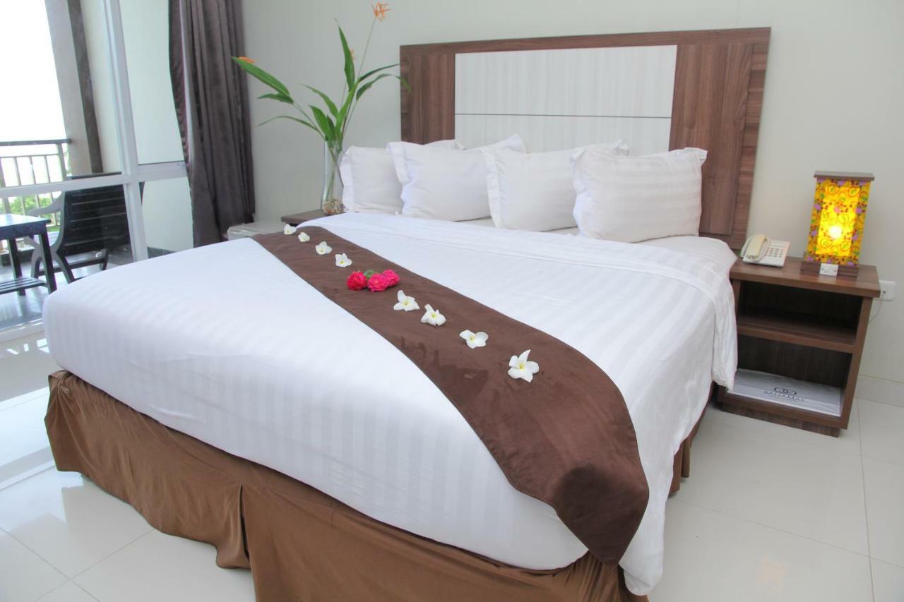 טנג'ונג פנדן Bahamas Hotel & Resort מראה חיצוני תמונה